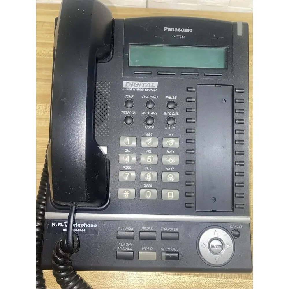 Panasonic KX-T7633-B Digital Phone 24 Line Hybrid System Use w/ KX-TDA Systems